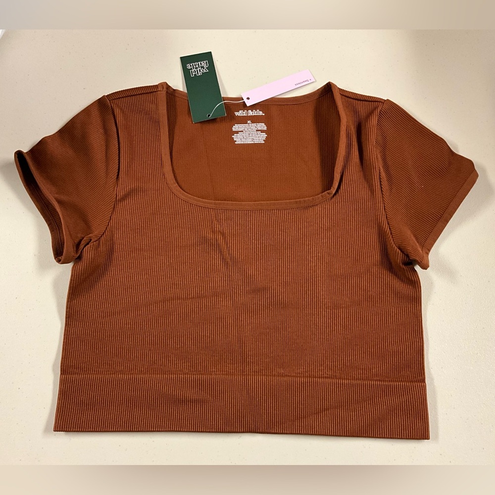Wild Fable Women's Rust Ribbed Crop Top - Picture 3 of 8